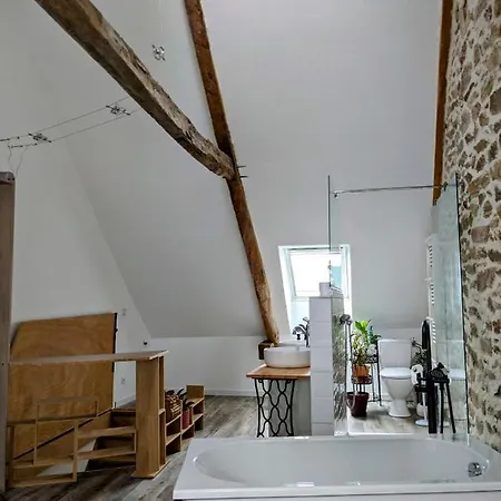 Le Quatorze, Au Coeur De *