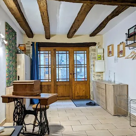 Holiday home Le Quatorze, Au Coeur De *